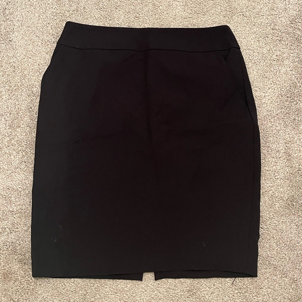 Black dress skirt from Express. In good condition. Size 10